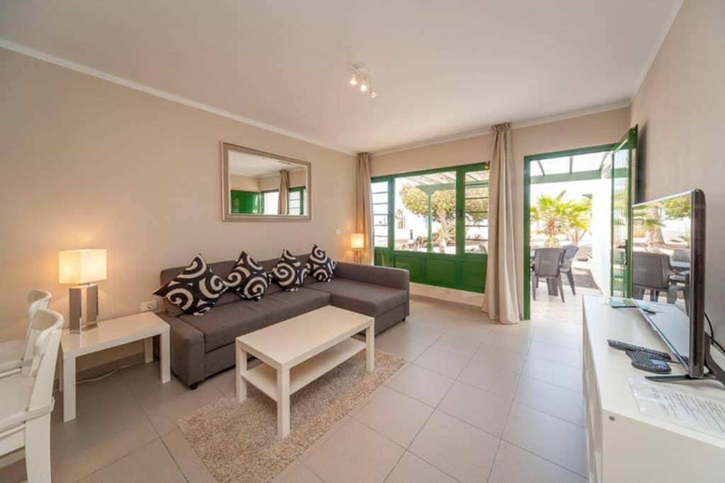 Bandama 15 2 Bedroom Ground Floor Los Pocillos Luaran gambar